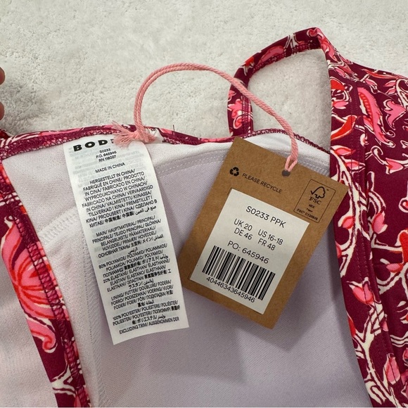 Boden Bead Embellished Bikini Top set size 16-18 - Picture 7 of 9